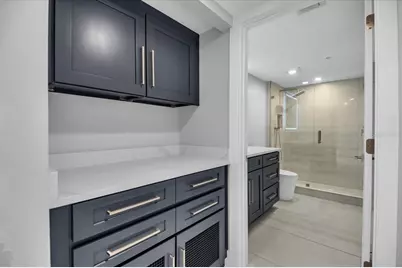 2020 Harbourside Drive #446, Longboat Key, FL 34228 - Photo 20