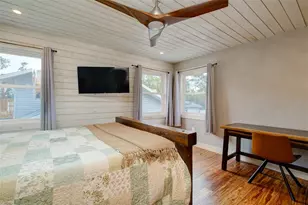 2690 Temple St, Sarasota, FL 34239 - Photo 40