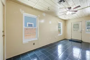 1649 8th St, Sarasota, FL 34236 - Photo 28