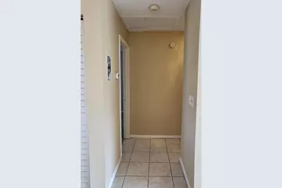 2721 Hidden Lake Boulevard #C, Sarasota, FL 34237 - Photo 16
