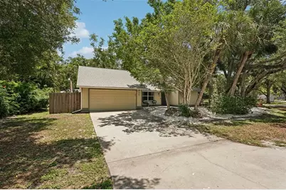 521 Avalon Road, Venice, FL 34293 - Photo 2