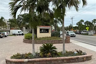 1250 N Portofino Dr, Sarasota, FL 34242 - Photo 36