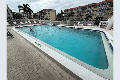 1250 N Portofino Drive #202, Sarasota, FL 34242 - Photo 30