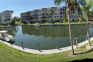 1250 N Portofino Dr, Sarasota, FL 34242 - Photo 28