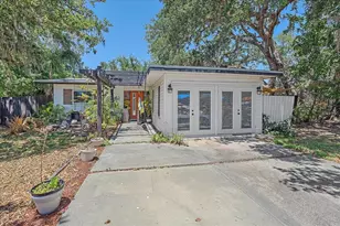 3281 8th St, Sarasota, FL 34237 - Photo 2