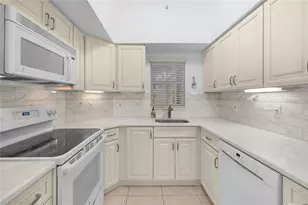 4244 Central Sarasota Pkwy, Sarasota, FL 34238 - Photo 20