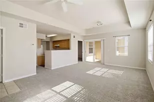 1015 Villagio Cir, Sarasota, FL 34237 - Photo 4