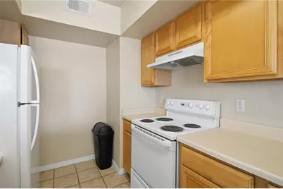1015 Villagio Circle #201, Sarasota, FL 34237 - Photo 10