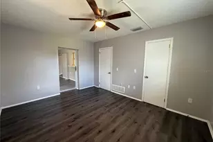 364 Briarwood Rd, Venice, FL 34293 - Photo 12