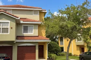 5701 Bentgrass Dr, Sarasota, FL 34235 - Photo 2