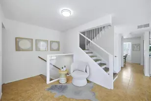 797 Benjamin Franklin Dr, Sarasota, FL 34236 - Photo 8