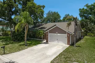 5737 Forester Lake Dr, Sarasota, FL 34243 - Photo 38