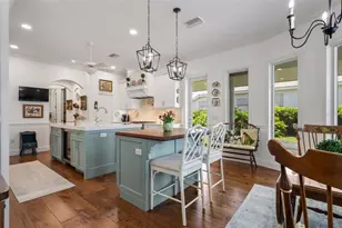 8152 Longbay Blvd, Sarasota, FL 34243 - Photo 36