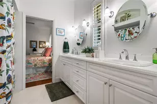 8152 Longbay Blvd, Sarasota, FL 34243 - Photo 60