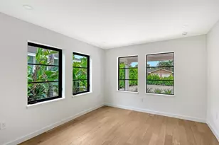1041 Indian Beach Dr, Sarasota, FL 34234 - Photo 22