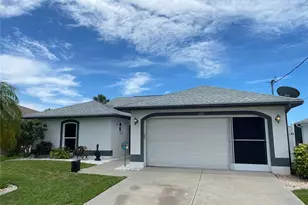 123 Kings Dr, Rotonda West, FL 33947 - Photo 1