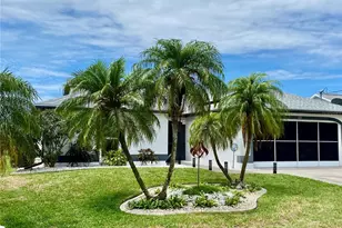 123 Kings Dr, Rotonda West, FL 33947 - Photo 4