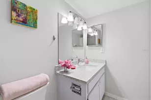 1604 Stickney Point Rd, Sarasota, FL 34231 - Photo 16