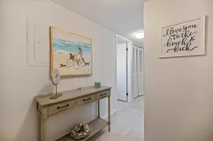 1604 Stickney Point Rd, Sarasota, FL 34231 - Photo 4
