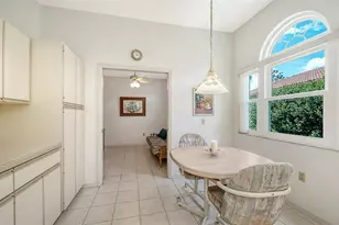 3374 W Chelmsford Ct, Sarasota, FL 34235 - Photo 8