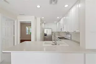 5405 Eliseo St, Sarasota, FL 34238 - Photo 8