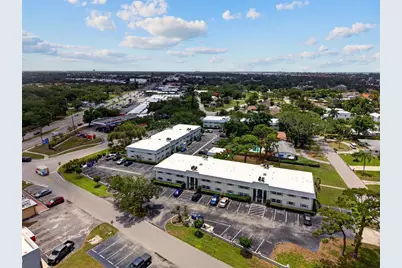 5800 Hollywood Boulevard #112, Sarasota, FL 34231 - Photo 22