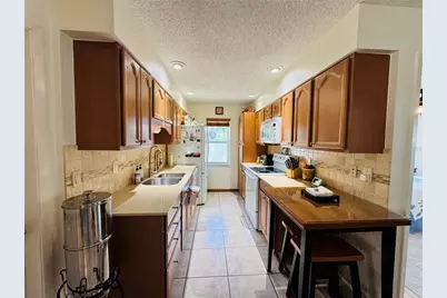 998 Ponder Avenue, Sarasota, FL 34232 - Photo 10
