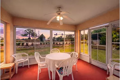 1720 Country Meadows Drive, Sarasota, FL 34235 - Photo 32