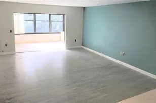 283 Sherwood Dr, Bradenton, FL 34210 - Photo 2