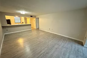 283 Sherwood Dr, Bradenton, FL 34210 - Photo 4