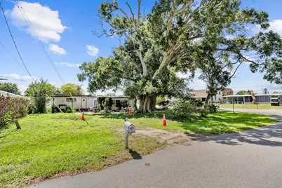 2809 SE 38th Avenue, Okeechobee, FL 34974 - Photo 1