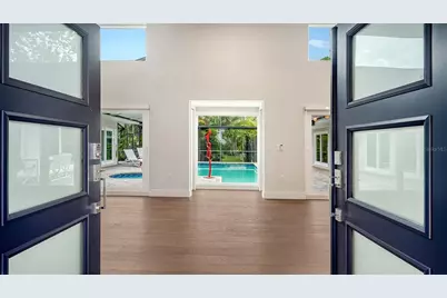 1428 Pine Bay Drive, Sarasota, FL 34231 - Photo 6