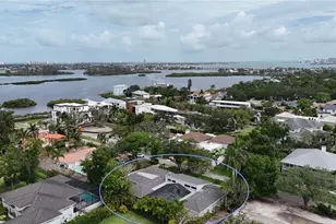 1428 Pine Bay Dr, Sarasota, FL 34231 - Photo 2