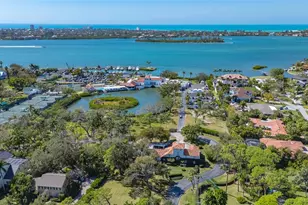 1428 Pine Bay Dr, Sarasota, FL 34231 - Photo 42