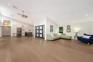 1428 Pine Bay Dr, Sarasota, FL 34231 - Photo 10