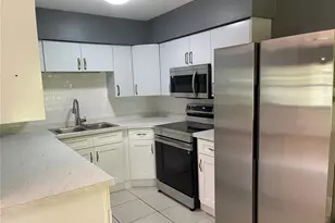 2100 Ave A, Bradenton Beach, FL 34217 - Photo 4