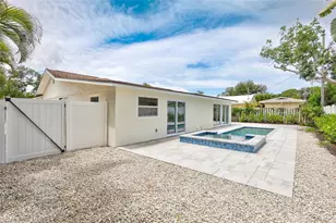 2647 Sydelle St, Sarasota, FL 34237 - Photo 44