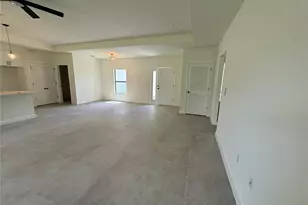 1250 Overhead St, North Port, FL 34288 - Photo 10
