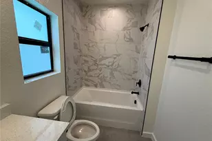 1250 Overhead St, North Port, FL 34288 - Photo 20