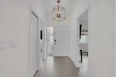 862 Hudson Avenue #862, Sarasota, FL 34236 - Photo 8