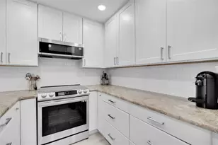862 Hudson Ave, Sarasota, FL 34236 - Photo 16