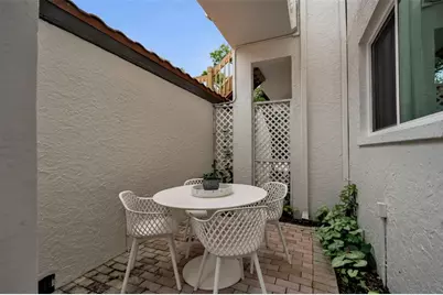 862 Hudson Avenue #862, Sarasota, FL 34236 - Photo 6