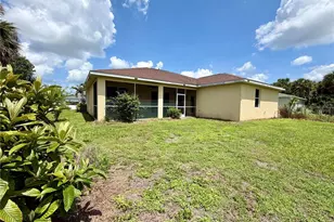 1204 S San Mateo Dr, North Port, FL 34288 - Photo 38