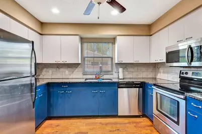 2315 Riverwood Pines Drive, Sarasota, FL 34231 - Photo 18