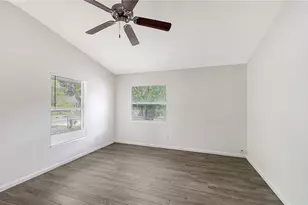 1216 34th St, Sarasota, FL 34234 - Photo 4