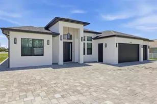 295 White Marsh Ln, Rotonda West, FL 33947 - Photo 4