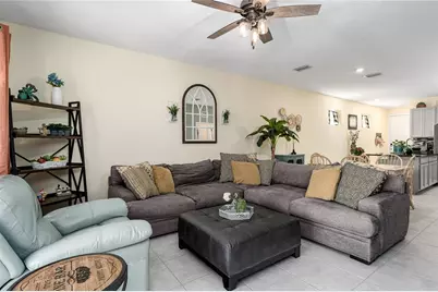 5714 Los Robles Court, Palmetto, FL 34221 - Photo 6