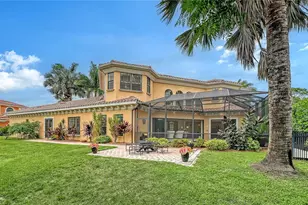 1630 Assisi Dr, Sarasota, FL 34231 - Photo 32