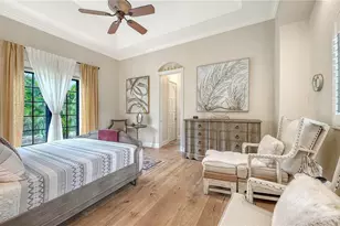 1630 Assisi Dr, Sarasota, FL 34231 - Photo 14