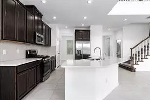 5719 Maidenstone Way, Palmetto, FL 34221 - Photo 4
